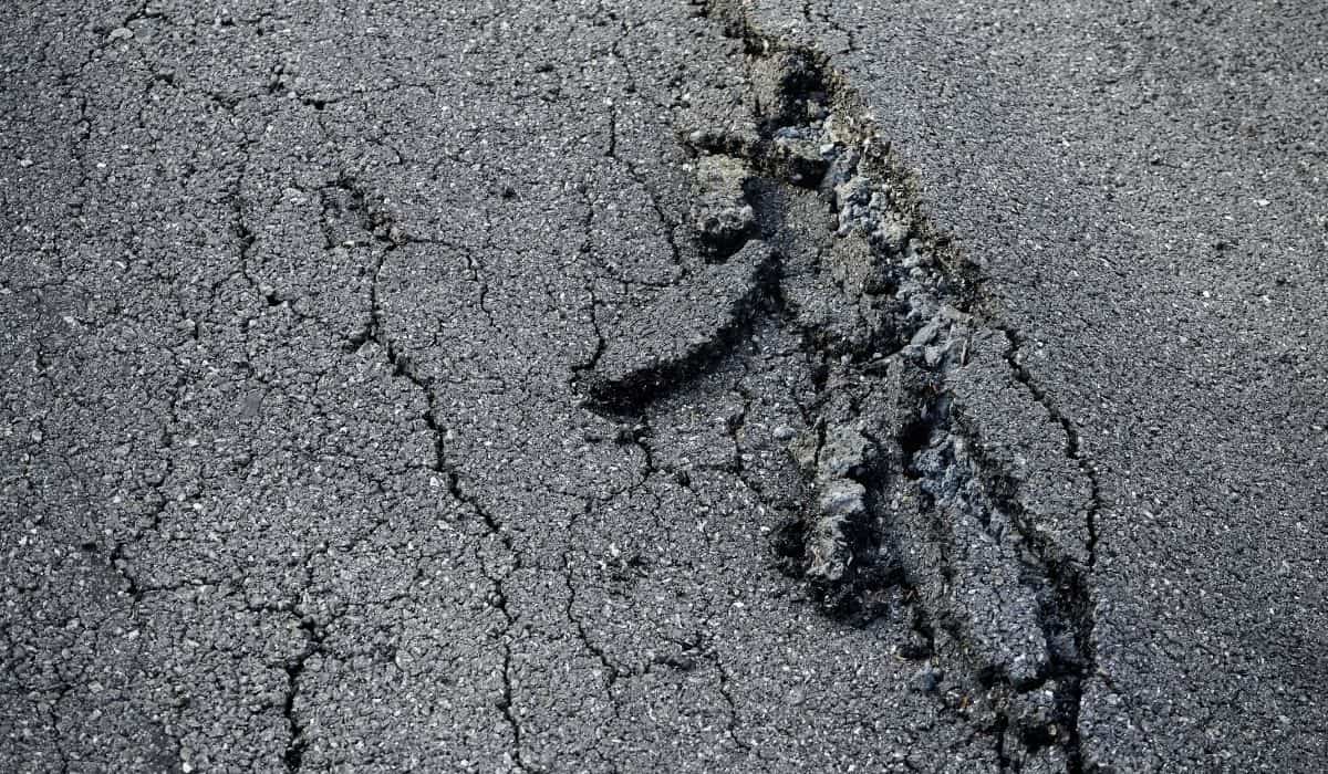 The Deterioration of Asphalt Pavement and its Causes